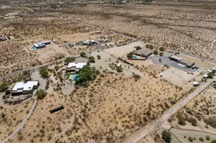 20910 W Cattle Iron Dr, Wickenburg, AZ 85390 - Photo 44