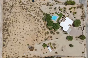 20910 W Cattle Iron Dr, Wickenburg, AZ 85390 - Photo 42