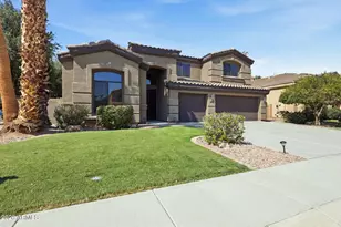 692 W Honeysuckle Dr, Chandler, AZ 85248 - Photo 2