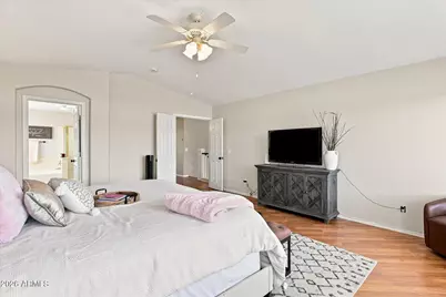 692 W Honeysuckle Drive, Chandler, AZ 85248 - Photo 8