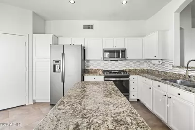 1638 E Barbarita Avenue, Gilbert, AZ 85234 - Photo 10