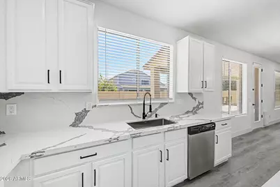 10925 W Davis Lane, Avondale, AZ 85323 - Photo 16