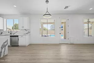 10925 W Davis Ln, Avondale, AZ 85323 - Photo 12