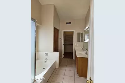 7931 W Kimberly Way, Glendale, AZ 85308 - Photo 10
