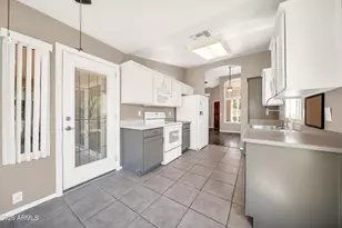 8348 W Taro Ln, Peoria, AZ 85382 - Photo 14