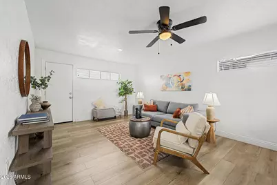 723 E Sunnyslope Lane, Phoenix, AZ 85020 - Photo 4
