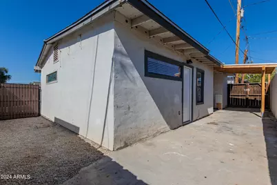 723 E Sunnyslope Lane, Phoenix, AZ 85020 - Photo 16