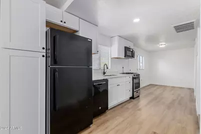 723 E Sunnyslope Lane, Phoenix, AZ 85020 - Photo 8