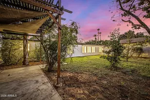 530 E Rose Ln, Phoenix, AZ 85012 - Photo 40