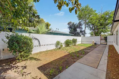 530 E Rose Lane, Phoenix, AZ 85012 - Photo 50