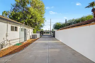 530 E Rose Ln, Phoenix, AZ 85012 - Photo 44