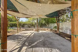530 E Rose Ln, Phoenix, AZ 85012 - Photo 48