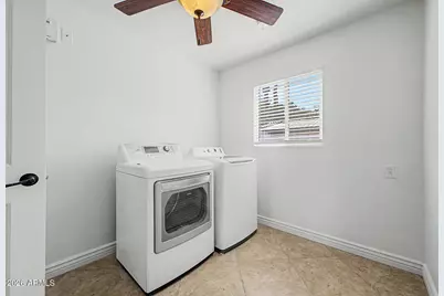 530 E Rose Lane, Phoenix, AZ 85012 - Photo 34