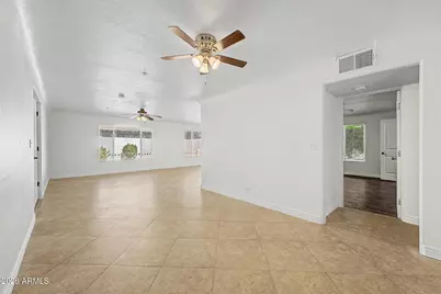 530 E Rose Lane, Phoenix, AZ 85012 - Photo 10