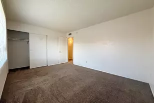 4031 W Mesquite Ln, Phoenix, AZ 85019 - Photo 14