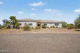 8716 N Thunderbird Rd, Maricopa, AZ 85139 - Photo 2
