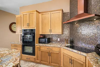 8716 N Thunderbird Road, Maricopa, AZ 85139 - Photo 18
