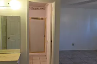 6738 W Denton Ln, Glendale, AZ 85303 - Photo 16