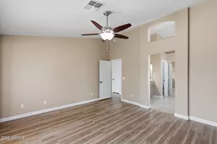 325 S Golden Key Dr, Gilbert, AZ 85233 - Photo 18