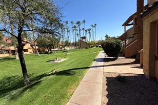 4901 S Calle Los Cerros Dr, Tempe, AZ 85282 - Photo 20
