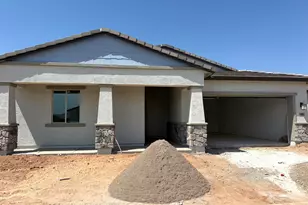 758 W Kingbird Dr, Queen Creek, AZ 85140 - Photo 2