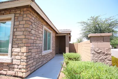 9210 W Willow Bend Lane, Phoenix, AZ 85037 - Photo 4