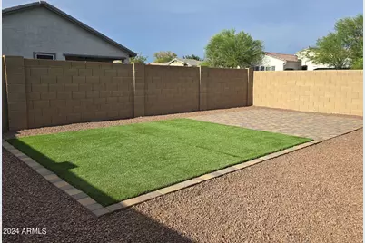 9210 W Willow Bend Lane, Phoenix, AZ 85037 - Photo 32