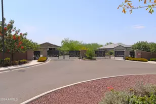 9210 W Willow Bend Ln, Phoenix, AZ 85037 - Photo 30