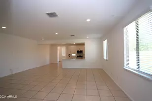 9210 W Willow Bend Ln, Phoenix, AZ 85037 - Photo 6