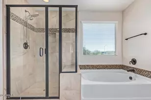 25121 N 55th Dr, Phoenix, AZ 85083 - Photo 12