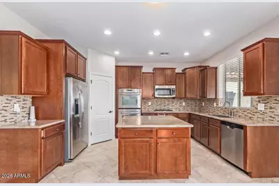 25121 N 55th Drive, Phoenix, AZ 85083 - Photo 2