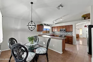 25510 W Pioneer St, Buckeye, AZ 85326 - Photo 12