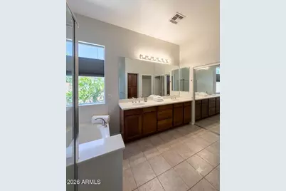 2395 S Whetstone Place, Chandler, AZ 85286 - Photo 8