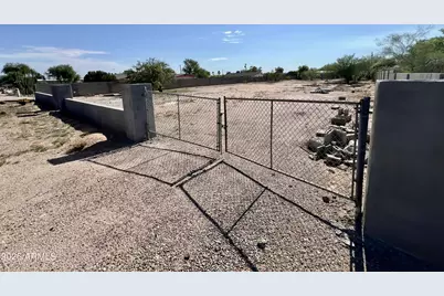 412 N Ironwood Drive #17, Apache Junction, AZ 85120 - Photo 2