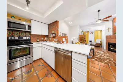 1840 E Morten Avenue #231, Phoenix, AZ 85020 - Photo 10