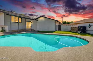8614 E Monterey Way, Scottsdale, AZ 85251 - Photo 2