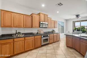 6619 W Cordia Ln, Phoenix, AZ 85083 - Photo 6