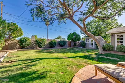 4113 E Minnezona Avenue, Phoenix, AZ 85018 - Photo 20