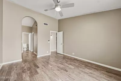10243 W Reade Avenue, Glendale, AZ 85307 - Photo 16