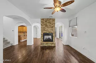 4761 E Woodside Way, Gilbert, AZ 85297 - Photo 4