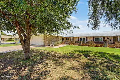 9525 W Shasta Drive, Sun City, AZ 85351 - Photo 2