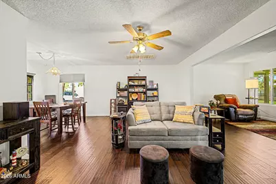9525 W Shasta Drive, Sun City, AZ 85351 - Photo 8