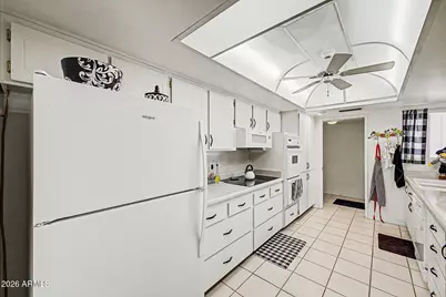 9525 W Shasta Drive, Sun City, AZ 85351 - Photo 18