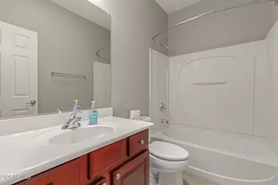 2206 W Fawn Drive, Phoenix, AZ 85041 - Photo 28