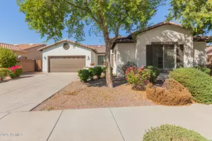 2206 W Fawn Dr, Phoenix, AZ 85041 - Photo 1