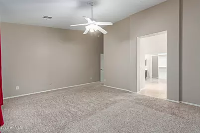 2206 W Fawn Drive, Phoenix, AZ 85041 - Photo 16