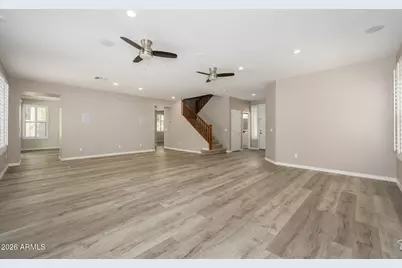 16060 W Mercer Lane, Surprise, AZ 85379 - Photo 4