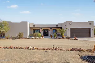 25223 W Blue Sky Dr, Wittmann, AZ 85361 - Photo 2