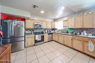6014 W Pinchot Avenue, Phoenix, AZ 85033 - Photo 6