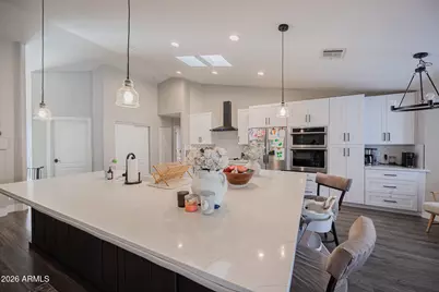 904 S Dolphin Drive, Gilbert, AZ 85233 - Photo 4